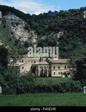 Kloster der Heiligen Maria von Royal Iranzu. Zwischen dem 12. und dem 14. Jahrhundert von Zisterzienser-mönchen gebaut. St. James. Um Estella. Navarra. Spanien. Stockfoto