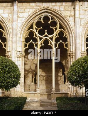 Spanien. Katalonien. Kloster Santes Creus. Major Kreuzgang. 1313. Detail. Stockfoto