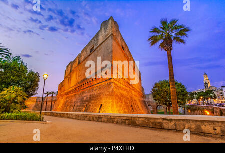 Bari, Italien, Apulien: Schwäbische Schloss oder Castello Svevo, einem mittelalterlichen Sehenswürdigkeiten von Apulien. Stockfoto