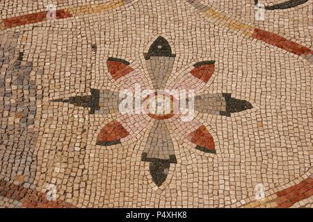 Römische Mosaik. Blumenschmuck. Ostia Antica. Italien. Stockfoto