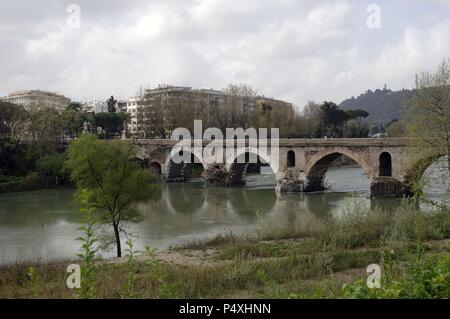 Italien. Rom. Der Milvischen Brücke über den Tiber. Stockfoto