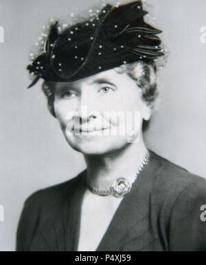 Helen Keller (1880-1968). Die amerikanische Schriftstellerin und politische Aktivistin. Blind und taub, begann seine Studien mit Hilfe ihrer Gouvernante Anne Sullivan. Fotografie. Stockfoto