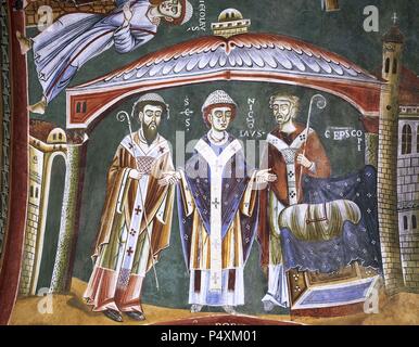 Italien. Novalesa Abtei. Kapelle der Heiligen Eldrado und St. Nikolaus. 11. Jahrhundert. Fresko St. Nikolaus geweihte Bischof. Vault. Stockfoto