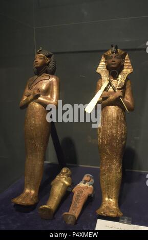 Ägyptische Kunst. Statuetten aus dem Grab des Tutanchamun. Neuen Reiches. Luxor-Museum. Stockfoto