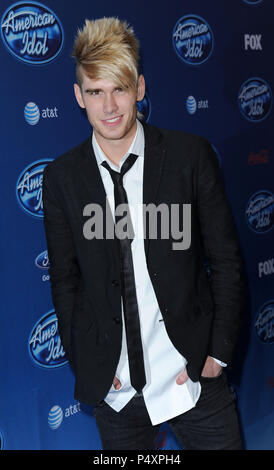 Colton Dixon im American Idol Premiere an der Royce Hall in Los Angeles. a Colton Dixon 2 - - - - - - - - - - - - - Red Carpet Event, Vertikal, USA, Filmindustrie, Prominente, Fotografie, Bestof, Kunst, Kultur und Unterhaltung, Topix Prominente Fashion/Vertikal, Besten, Event in Hollywood Leben - Kalifornien, Roter Teppich und backstage, USA, Film, Stars, Film Stars, TV Stars, Musik, Promis, Fotografie, Bestof, Kunst, Kultur und Unterhaltung, Topix, drei Viertel, vertikal, eine Person aus dem Jahr 2013, Anfrage tsuni@Gamma-USA.com Stockfoto