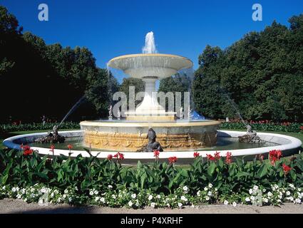 FUENTE Situada en Los Jardines Saxon. VARSOVIA. Polonia. Stockfoto