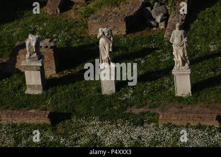 Italien. Rom. Haus der Vestalinnen. Luftaufnahme. Das Forum Romanum. Stockfoto