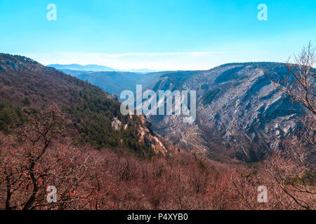 Der Val Rosandra, einem schönen Tal in der Nähe der Stadt Triest in ein Frühling Morgen Stockfoto