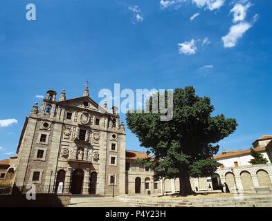 Spanien. Kastilien-León. Avila. Kirche und Kloster der Hl. Teresa. Architekt Fray Alonso de San Jose, 17. Jahrhundert. Barock-Stil. Stockfoto