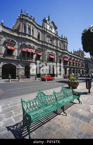 Mexiko. Puebla. Rathaus, zwischen 1887 und 1906 von Charles T. S. Hall gebaut. Exterieur. Stockfoto