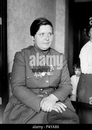 26866 u Maria Leontievna Bochkareva (1889-1920) eine russische Frau, die im Zweiten Weltkrieg diente ich und die Frauen gebildet Bataillon des Todes. 1918 besuchte sie die Vereinigten Staaten einschließlich New York City. Feb 1918 Stockfoto