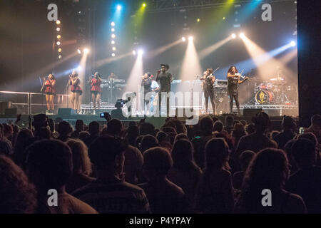 Newport, Isle of Wight, Großbritannien. 23. Juni 2018. Soul II Soul auf der Bühne am 50. Isle of Wight Festival, Newport, IOW. Credit: Milton Cogheil/Alamy leben Nachrichten Stockfoto