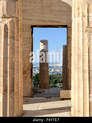 Propylea Spalte Detail aus der monumentalen Gateway auf der Athener Akropolis. Stockfoto