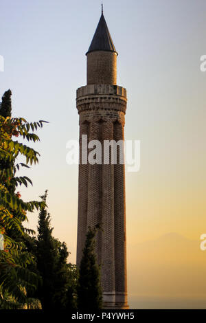 Yivli Minare Moschee in Antalya. Türkei Stockfoto