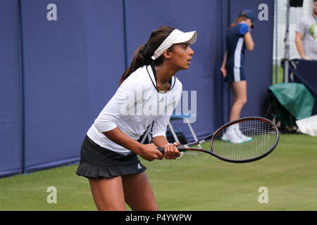 Naiktha Bains die Women's Tennis Association WTA International Tennis in Eastbourne, Devonshire Park, East Sussex. Natur Tal Internationalen Stockfoto