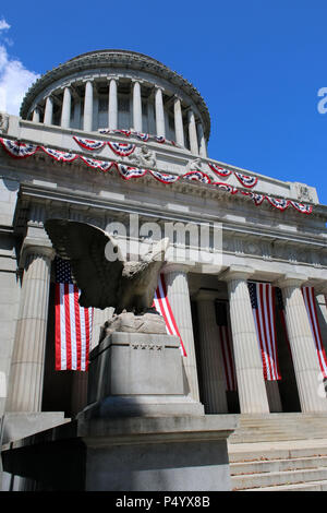 NEW YORK, NY - 8. JULI: Außen der General Grant National Memorial in Morningside Höhe in Manhattan am 8. Juli 2017 in New York, USA. (Foto durch Nicht Stockfoto