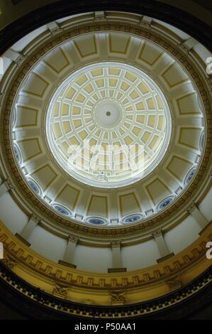 CAPITOLIO ESTATAL DE COLORADO. Construído entre 1890 y 1894 por Elijah E. Myers. Vista del INTERIOR DE LA CUPULA. DENVER. Estado de Colorado. Estados Unidos. Stockfoto