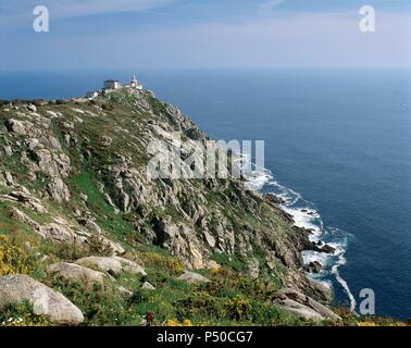 Spanien. Kap Finisterre. Rock-Bound Halbinsel im Westen von Galizien. Leuchtturm. Küste des Todes. Atlantischen Ozean. Stockfoto