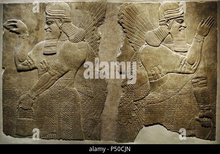 Die mesopotamische Kunst Neuassyrischen. Relief Panels mit zwei schützenden geflügelte Genie. Zwischen 883-859 v. Chr. datiert. Sie kommen aus dem Palast von ASSURNASIRPAL II Nimrud. Metropolitan Museum of Art New York. In den Vereinigten Staaten. Stockfoto