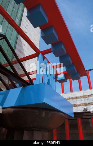 ARTE S. XX. ESPAÑA. SAENZ DE OIZA, Francisco Javier (Madrid, 19182000). Arquitecto Español. PALACIO DE FESTIVALES. Edificio inaugurado El 29 de abril de 1991. Las mejores del Exterior. SANTANDER. Kantabrien. Stockfoto