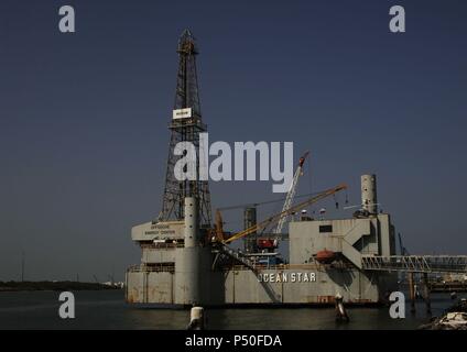 "OCEAN STAR OFFSHORE DRILLING RIG UND MUSEUM". Museo sobre la explotación petrolífera. Isla de Galveston. Estado de Texas. Estados Unidos. Stockfoto
