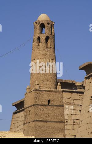 Ägypten. Luxor. Der Abu El-Haggag war im Inneren des Tempels von Luxor während der ayyubids Sultane (13. Jahrhundert) gebaut und noch in der Existenz. Minarett. Stockfoto