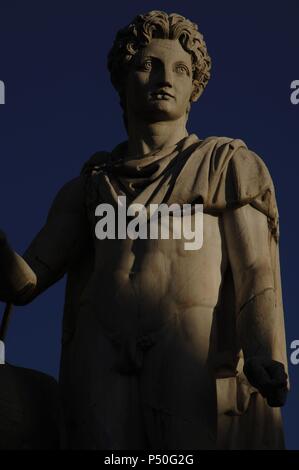 Italien. Rom. Campidoglio Hügel. Antike Statuen von Castor und Pollux (Dioscurus). Stockfoto