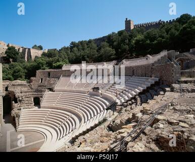 Sagunto. Das römische Theater. In Jahrhundert N.chr. zwischen der Zeit des Tiberius und Julia-Claudian Dynastie erbaut. Die untere Stufe wurde auf dem Berg, mit einer Kapazität für 8.000 Zuschauer. Es war im Jahr 1986 zum Nationalen Denkmal erklärt. Provinz von Valencia. Gemeinschaft Valencia. Spanien. Stockfoto