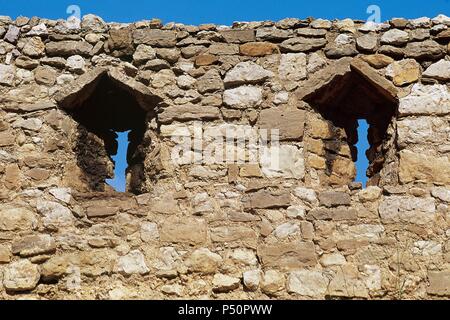 ARTE GOTICO. ESPAÑA. Las mejores de las Murallas, reconstruidas en los siglos XIII XIV y sobre la base de la antigua Muralla árabe ya existente en el siglo XI. MORELLA. Comarca del Maestrazgo. Estado de Castellón. Comunidad Valenciana. Stockfoto