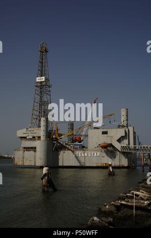 "OCEAN STAR OFFSHORE DRILLING RIG UND MUSEUM". Museo sobre la explotación petrolífera. Isla de Galveston. Estado de Texas. Estados Unidos. Stockfoto