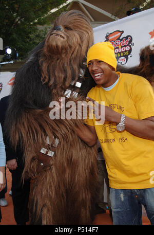 Nick Cannon am 18 Nickelodeon Kids Choice Awards jährlich am Pauley Pavillon an der UCLA in Los Angeles. April 2, 2005. CanonNick 019 Red Carpet Event, Vertikal, USA, Filmindustrie, Prominente, Fotografie, Bestof, Kunst, Kultur und Unterhaltung, Topix Prominente Fashion/Vertikal, Besten, Event in Hollywood Leben - Kalifornien, Roter Teppich und backstage, USA, Film, Stars, Film Stars, TV Stars, Musik, Promis, Fotografie, Bestof, Kunst, Kultur und Unterhaltung, Topix, vertikal, eine Person, die aus den Jahren 2003 bis 2005, Anfrage tsuni @ Gamma-USA Stockfoto