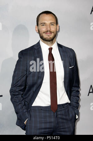 Premiere von STX Filme "Hilflos" mit: Sam Claflin Wo: Los Angeles, Kalifornien, Vereinigte Staaten, wenn: 23. Mai 2018 Credit: FayesVision/WENN.com Stockfoto