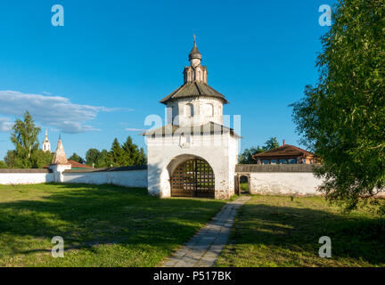 Alexander Kloster in Susdal, am linken Ufer des Flusses Kamenka und der Legende nach, wurde im Jahre 1240 von Alexander Nevsky gegründet. Suzdal, Stockfoto