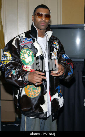 Ginuwine backstage bei der 17. jährlichen Soul Train Music Awards am Pasadena Civic Auditorium in Los Angeles. 1. März 2003. Genuwine 723 Red Carpet Event, Vertikal, USA, Filmindustrie, Prominente, Fotografie, Bestof, Kunst, Kultur und Unterhaltung, Topix Prominente Fashion/Vertikal, Besten, Event in Hollywood Leben - Kalifornien, Roter Teppich und backstage, USA, Film, Stars, Film Stars, TV Stars, Musik, Promis, Fotografie, Bestof, Kunst, Kultur und Unterhaltung, Topix, vertikal, eine Person, die aus den Jahren 2003 bis 2005, Anfrage tsuni@Gamma-USA.com - Stockfoto