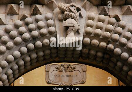 PORTUGAL. SINTRA. Vista del PORTICO TUN TRITAO del PALACIO DE PENA, de estilo neomanuelino. Fue concebido como Residencia de verano de La Familia real. Construido en 1840 por el Arquitecto prusiano Ludwig von ESCHWEGE. Las Mejores. Distrito de Lisboa. Stockfoto