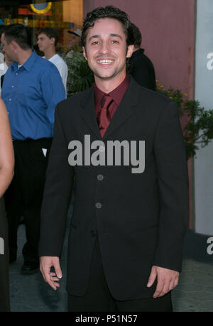 Thomas Ian Nicholas Ankommend an der Kreuzung 'amerikanischen Hochzeit Premiere' an der Universal Amphitheater in Los Angeles. Juli, 24, 2003. NicholasThomasIan036 Red Carpet Event, Vertikal, USA, Filmindustrie, Prominente, Fotografie, Bestof, Kunst, Kultur und Unterhaltung, Topix Prominente Fashion/Vertikal, Besten, Event in Hollywood Leben - Kalifornien, Roter Teppich und backstage, USA, Film, Stars, Film Stars, TV Stars, Musik, Promis, Fotografie, Bestof, Kunst, Kultur und Unterhaltung, Topix, vertikal, eine Person, die aus den Jahren 2003 bis 2005, Anfrage tsuni @ Gamma- Stockfoto