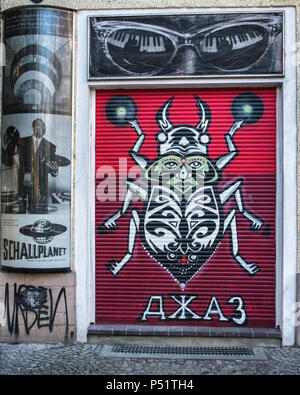 Berlin, Friedrichshain-Kreuzberg, Schallplanet vinyl Record Shop außen in die Boxhagener Straße Stockfoto