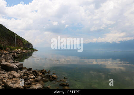 Die Landschaft des ErHai Huanhu Straße in Dali, Yunnan, China Stockfoto