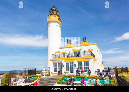 Neu gestaltete und renovierte Turnberry Leuchtturm, Teil der Trumpf Turnberry Hotel und Golf Complex, nun als ein Café und ein halbes Haus für den Ailsa Kurs verwendet Stockfoto