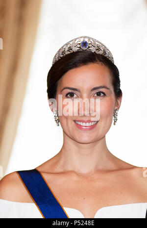 Luxemburg, Luxemburg. 23. Juni 2018. Prinzessin Claire Luxemburgs an das Großherzogliche Palais in Luxemburg am 23. Juni 2018, für die Presse anlässlich der Nationalen Tag der Luxemburg Foto Posing: Albert Nieboer/Niederlande/Point de Vue, Credit: Albert Nieboer/Royal drücken Sie Europa/RPE/dpa/Alamy leben Nachrichten Stockfoto