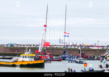 Scheveningen, Niederlande. 24. Juni 2018. Ende des Volvo Ocean Race 2017-18 im Hafen von Scheveningen-Den Haag, Holland Credit: Jan Fritz/Alamy leben Nachrichten Stockfoto