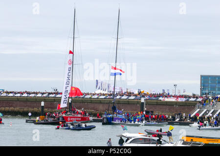 Scheveningen, Niederlande. 24. Juni 2018. Ende des Volvo Ocean Race 2017-18 im Hafen von Scheveningen-Den Haag, Holland Credit: Jan Fritz/Alamy leben Nachrichten Stockfoto