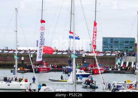 Scheveningen, Niederlande. 24. Juni 2018. Ende des Volvo Ocean Race 2017-18 im Hafen von Scheveningen-Den Haag, Holland Credit: Jan Fritz/Alamy leben Nachrichten Stockfoto