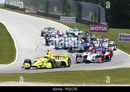 Juni 24, 2018 - Elkhart Lake, Wisconsin, Vereinigte Staaten von Amerika - SIMON PAGENAUD (22) von Frankreich Schlachten für Position während des KOHLER Grand Prix auf Road America in Elkhart Lake, Wisconsin. (Bild: © Justin R. Noe Asp Inc/ASP über ZUMA Draht) Stockfoto