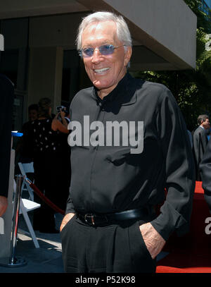 Die osmond Familie (mit Andy Williams) erhielt die 2332Th Stern auf dem Hollywood Walk of Fame in Los Angeles. August 7, 2003. WilliamsAndy 09 Red Carpet Event, Vertikal, USA, Filmindustrie, Prominente, Fotografie, Bestof, Kunst, Kultur und Unterhaltung, Topix Prominente Fashion/Vertikal, Besten, Event in Hollywood Leben - Kalifornien, Roter Teppich und backstage, USA, Film, Stars, Film Stars, TV Stars, Musik, Promis, Fotografie, Bestof, Kunst, Kultur und Unterhaltung, Topix, vertikal, eine Person, die aus den Jahren 2003 bis 2005, Anfrage tsuni@Gamma-USA.com - Stockfoto