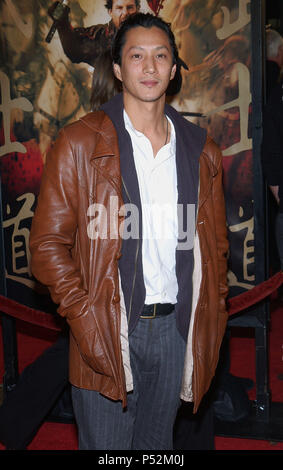 Will Yun Lee bei der Ankunft im "Der letzte Samurai" Premiere an der Westwood Village in Los Angeles. Vom 1. Dezember 2003. YunLeeWill 116 Red Carpet Event, Vertikal, USA, Filmindustrie, Prominente, Fotografie, Bestof, Kunst, Kultur und Unterhaltung, Topix Prominente Fashion/Vertikal, Besten, Event in Hollywood Leben - Kalifornien, Roter Teppich und backstage, USA, Film, Stars, Film Stars, TV Stars, Musik, Promis, Fotografie, Bestof, Kunst, Kultur und Unterhaltung, Topix, vertikal, eine Person, die aus den Jahren 2003 bis 2005, Anfrage tsuni@Gamma-USA.com - Drei Qua Stockfoto