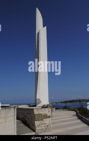 UCRANIA. In Sewastopol. Vista allgemeine DEL MONUMENTO A LA UNIDAD DEL EJERCITO Y LA MARINA, Llamado, HABE LA Y BAYONETA'. Península de Krim. Europa Oriental. Stockfoto