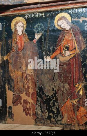 Lineare Gotik. Spanien. 14. Jahrhundert. Priorat Lehrstuhl für Blanche von Aragon und Anjou (1301-1348), Nonne und Priorin. Innerhalb der Stuhl Arme sind St. Katharina von Alexandrien und St. Agnes dargestellt. 1322. Es stammt aus dem Kloster von Santa Maria de Sigena (Huesca). Aragon. Diözesanen und regionalen Museum von Lleida. Katalonien. Stockfoto