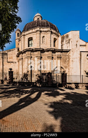 Italien Sardinien Sassari Kuppel von Santa Maria di Betlem Kirche Stockfoto