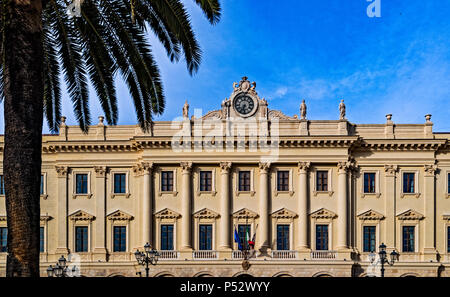 Italien Sardinien Sassari Piazza D'Italia - sciuti Palace jetzt Palazzo della Provincia Stockfoto